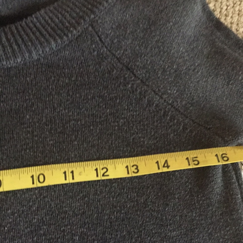 WHBM Sweater✨ - Picture 7 of 8